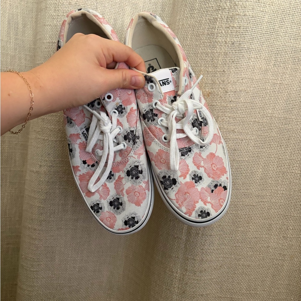 Vans Platform Floral Sneakers - Pink and Black